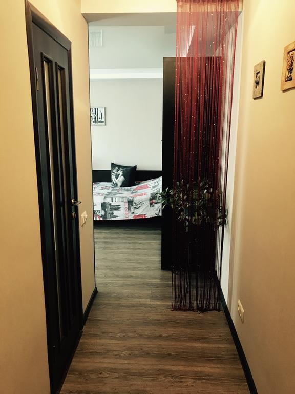 Apartment неймовірно затишна студія у центрі міста біля лікарні імені пирогова *
